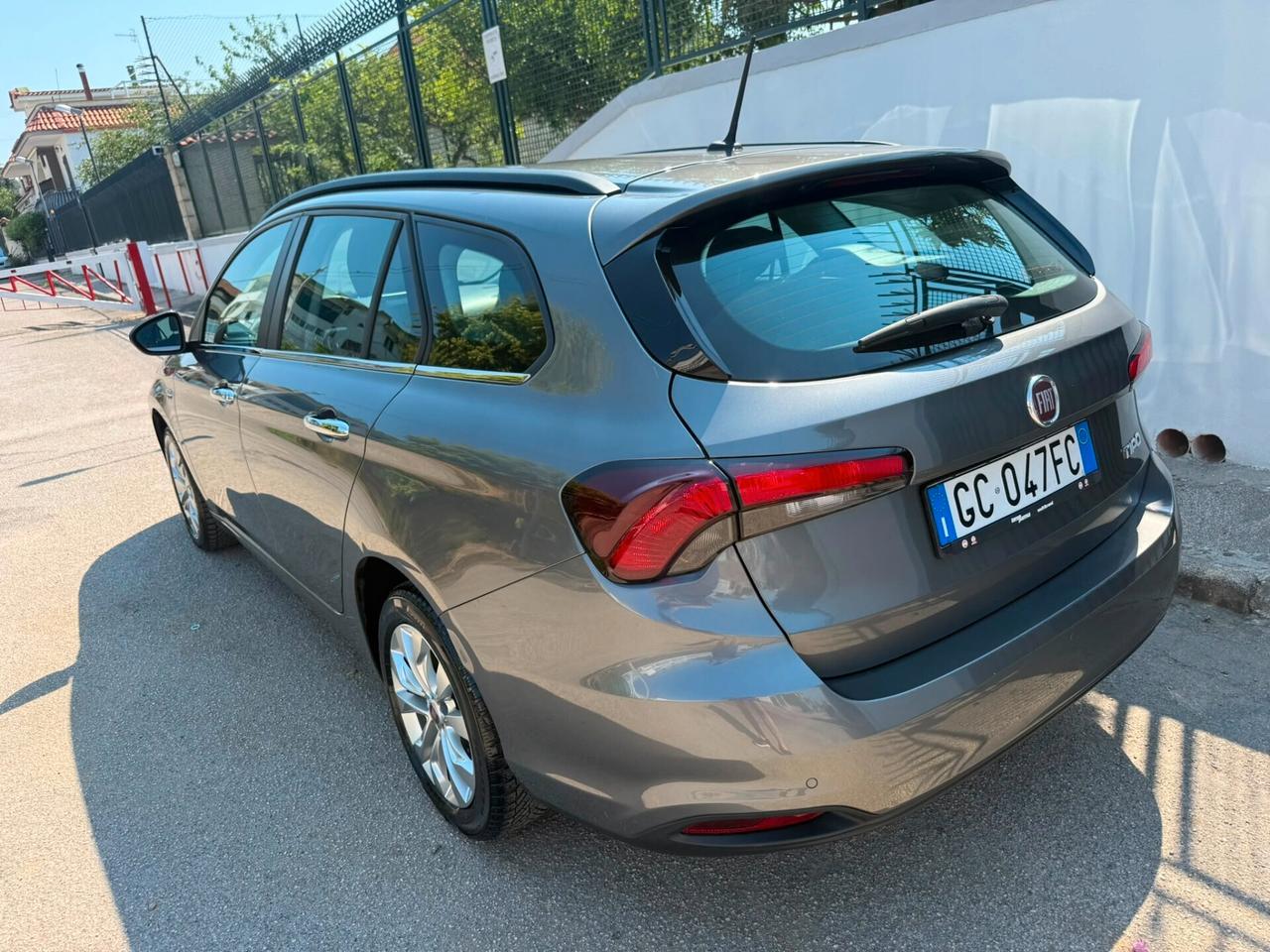 FIAT TIPO STATION WAGON 1.6 MULTIJET BUSINESS – GARANZIA 12 MESI