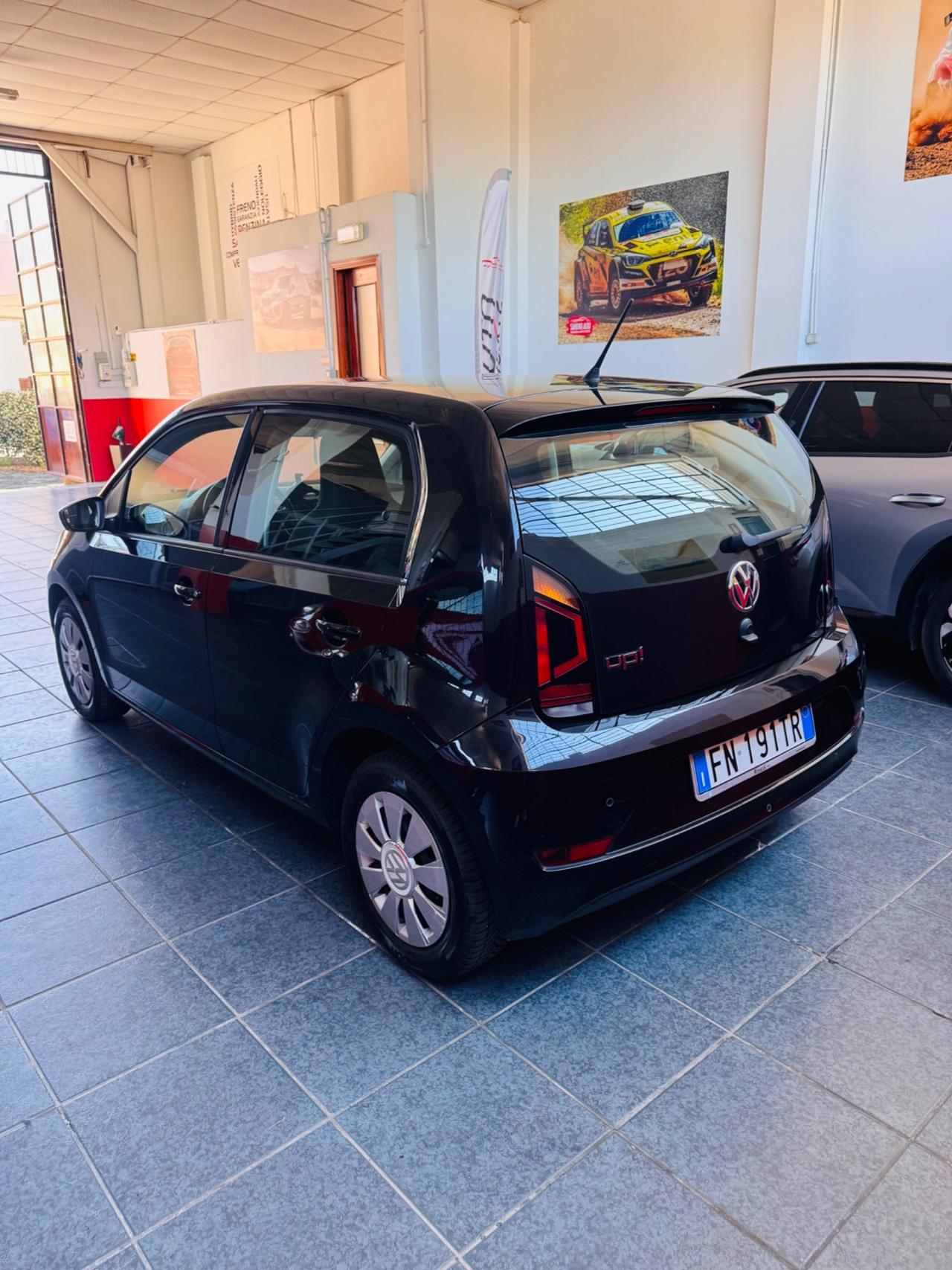 Volkswagen up! 1.0 5p. move