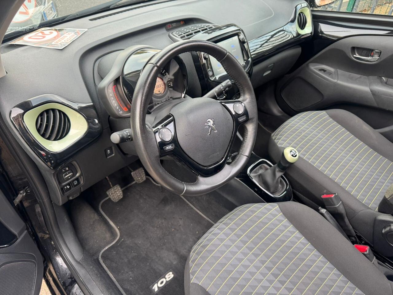 Peugeot 108 VTi 72 S&S 5 porte Allure