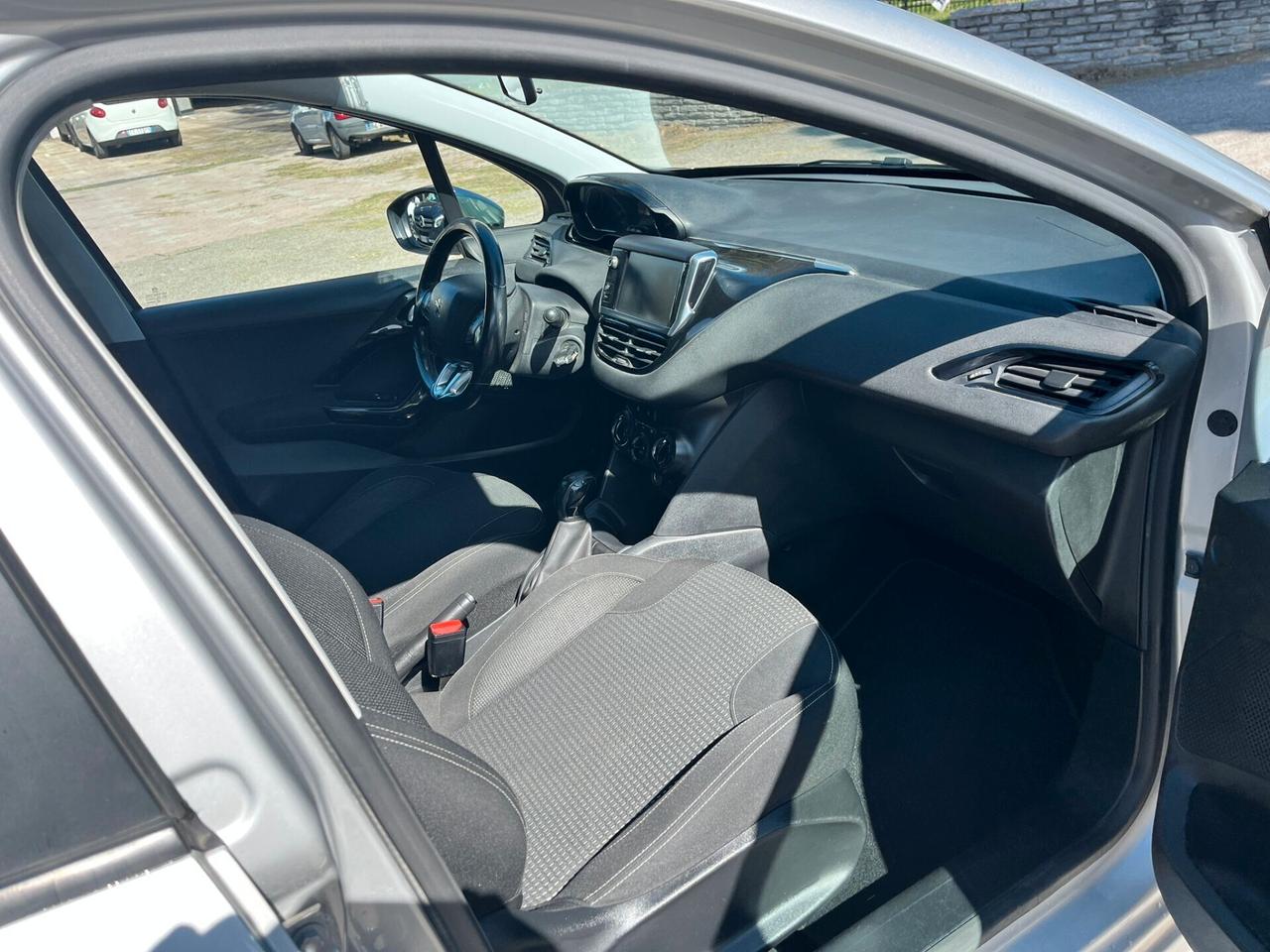 Peugeot 208 1.2 VTi 82 CV 3 porte Access