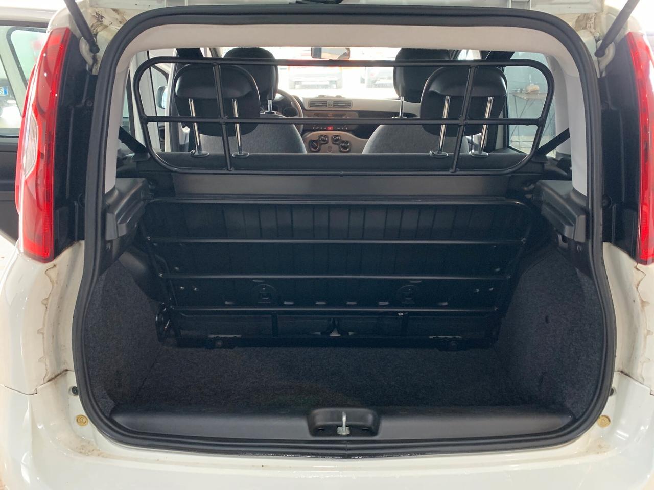 Fiat Panda 1.0 GSE S&S Hybrid Street Van 4 posti