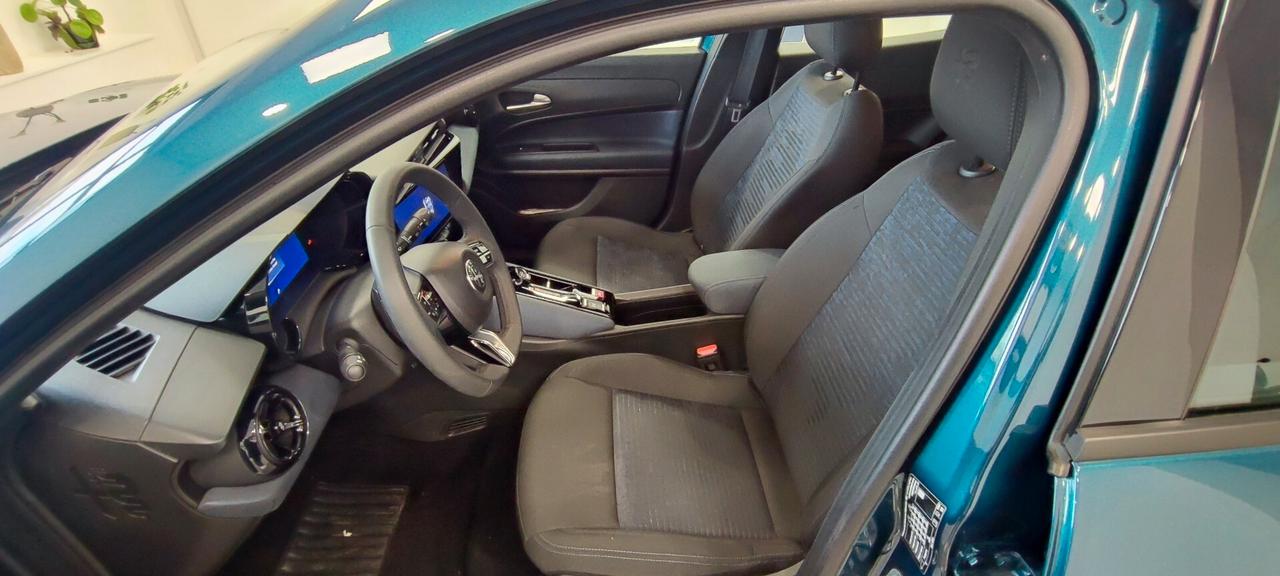 Alfa Romeo Junior 1.2 136 CV Hybrid eDCT6 Speciale
