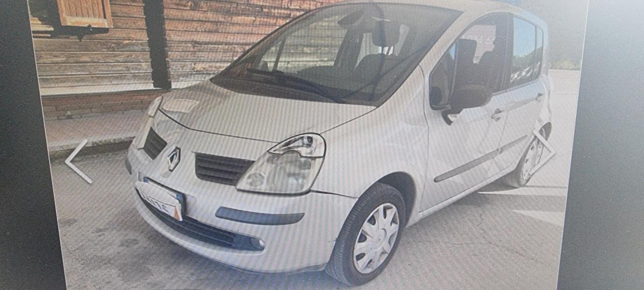 Renault Modus 1.2 16V Dynamique GPL AUTOMATICA