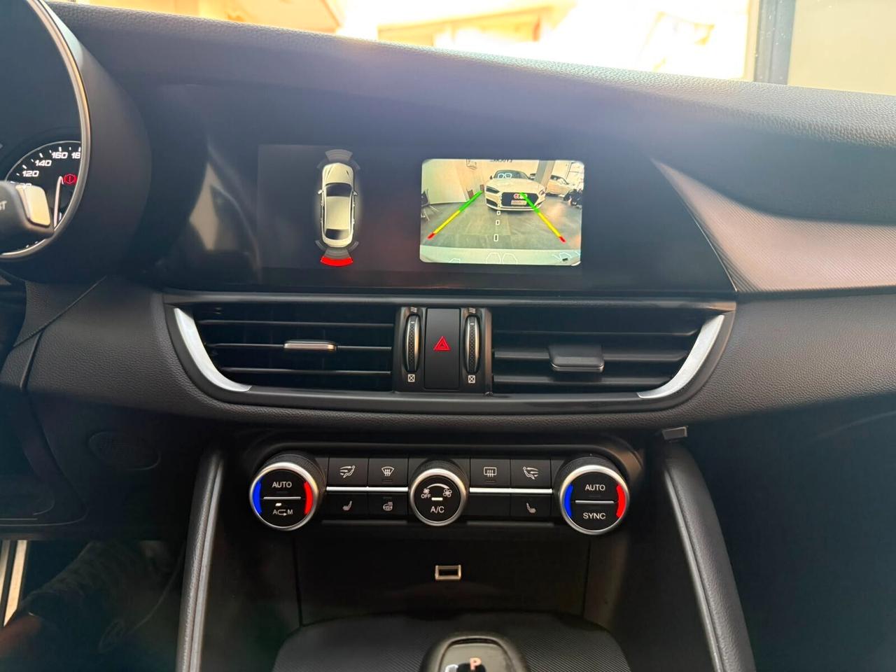 Alfa Romeo Giulia 2.2 Turbodiesel 210 CV AT8 AWD Q4 Veloce