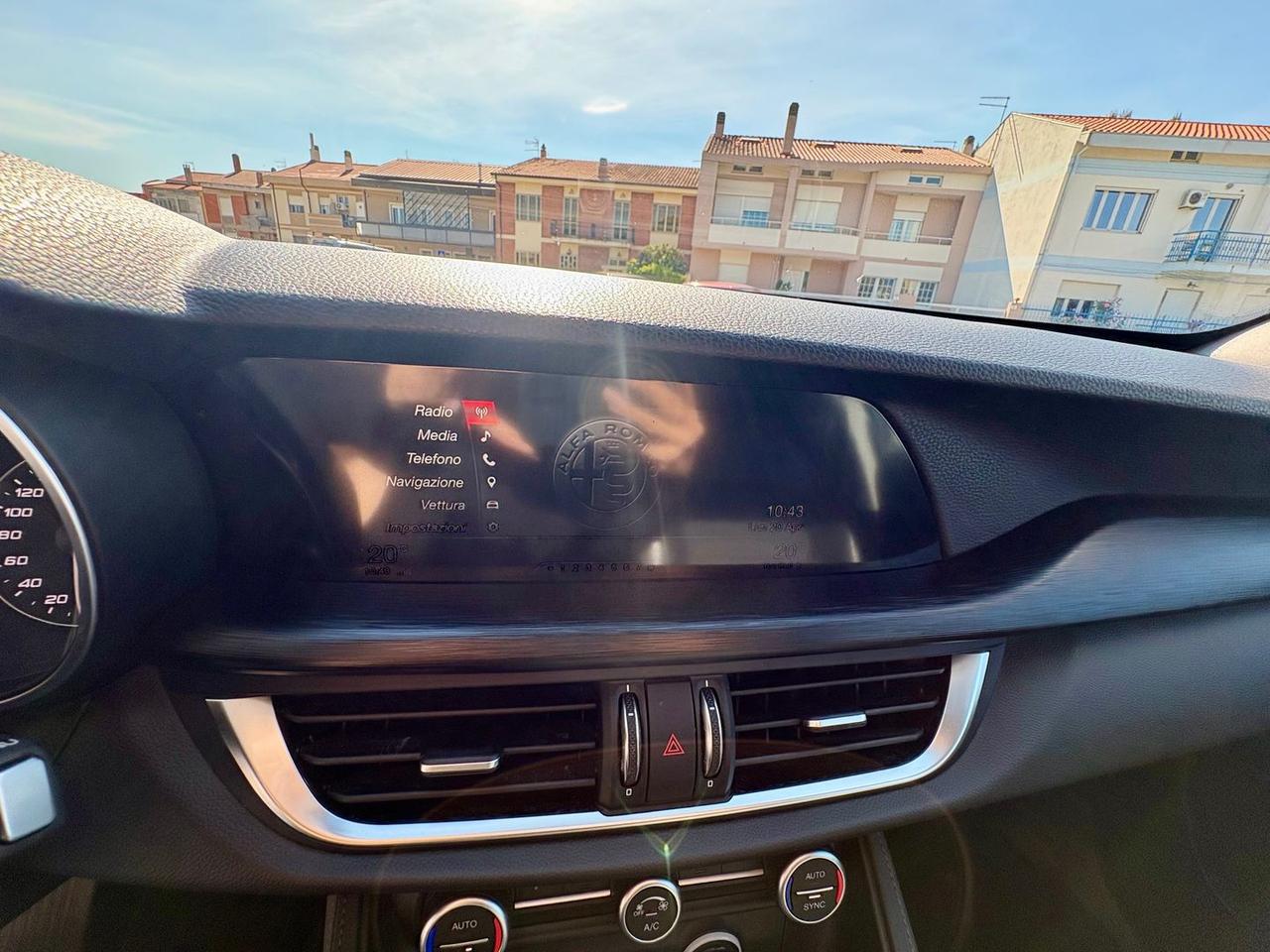 Alfa Romeo Stelvio Executive 2.2 #10521