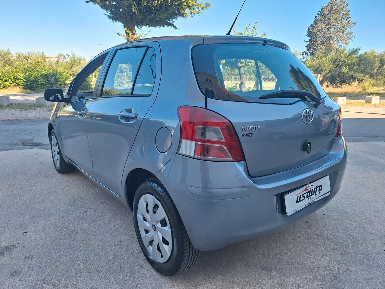Toyota Yaris 1.0 BENZINA 5 PORTE 2010