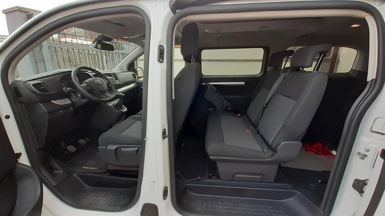 Toyota Proace Verso PL trasporto disabili pedana