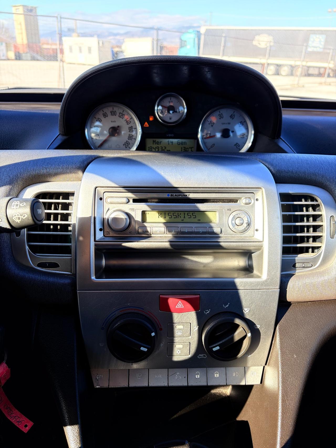 Lancia Ypsilon 1.2 Argento