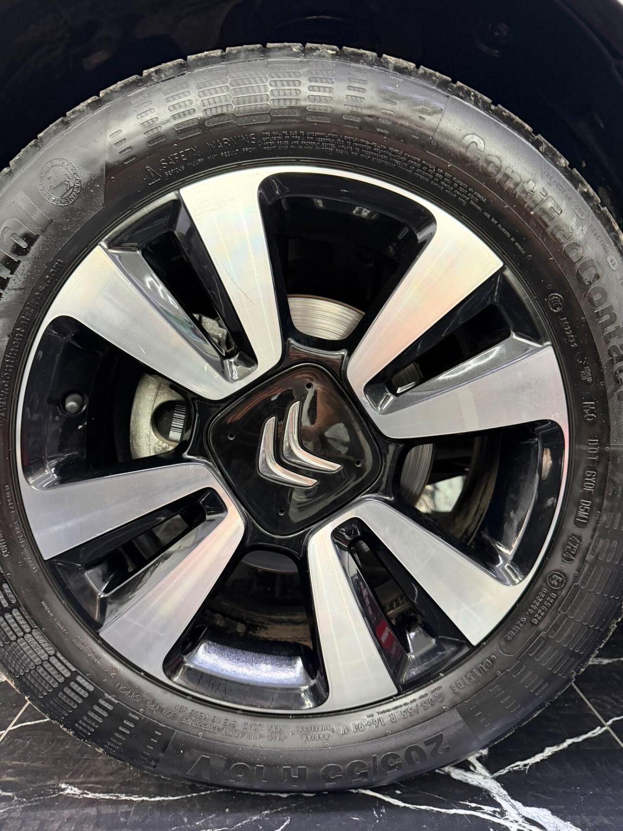 Citroen C3 PureTech 1.2 Benzina 110 cv S&S Shine