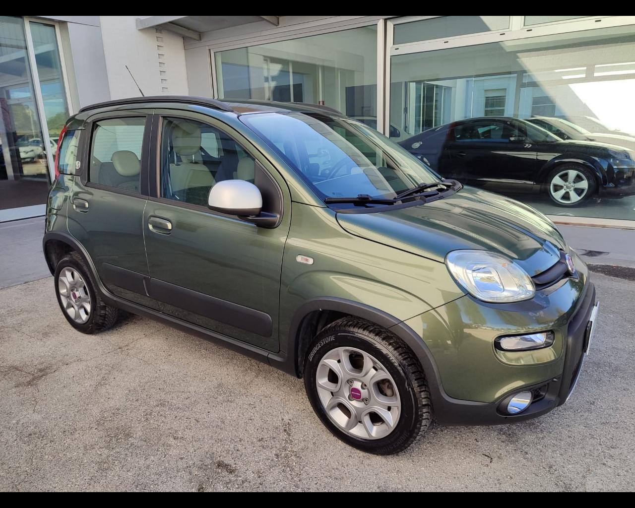 FIAT Panda 3ª serie - Panda 0.9 TwinAir Turbo Natural Power Trekking