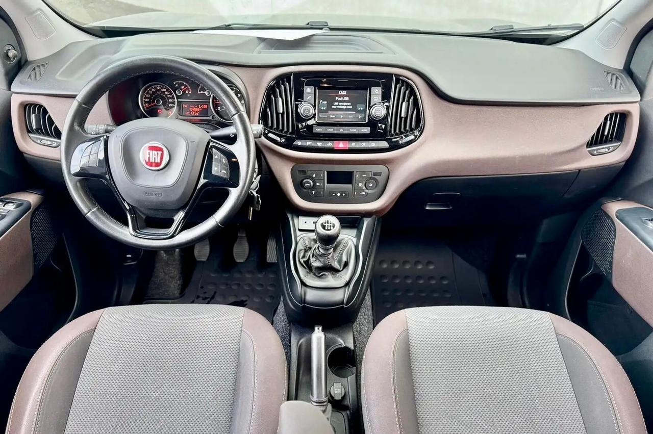 Fiat Doblo TREKKING 1.6 M-Jet 120cv GANCIO TRAINO