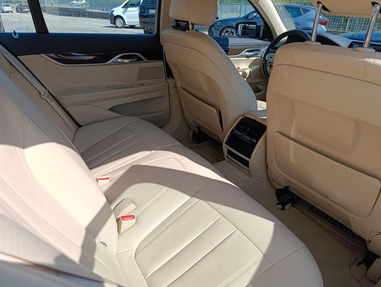 BMW 730 d mhev 48V auto