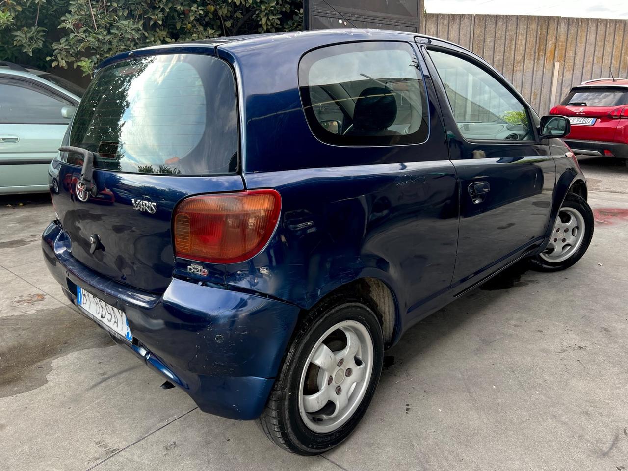 Toyota Yaris 1.4 tdi D-4D cat 3 porte