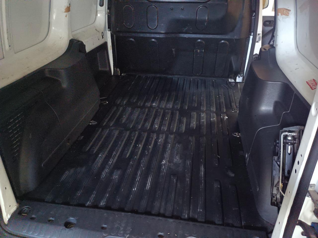 Nissan NV250 1.5 dCi 115CV PC Van