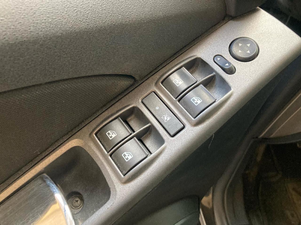 Lancia MUSA GPL - X NEOPATENTATI- 2012