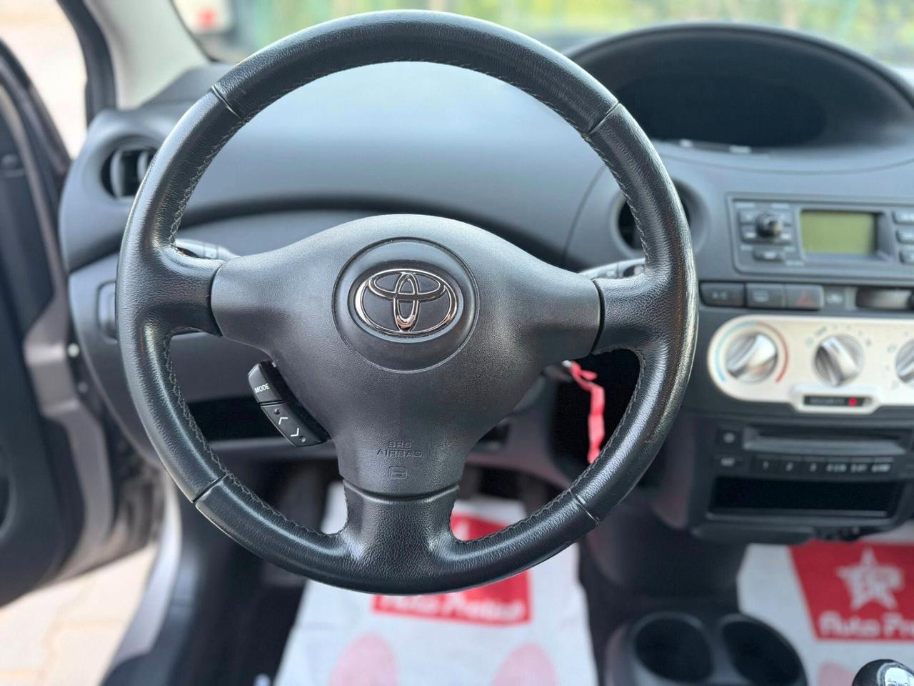 Toyota Yaris 1.4 D-4D 5 porte Sol OK NEOPATENTATI