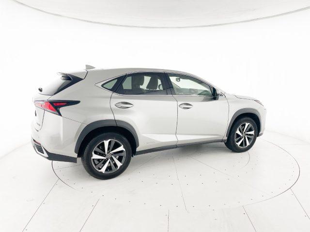 LEXUS NX 300 Hybrid 4WD Luxury