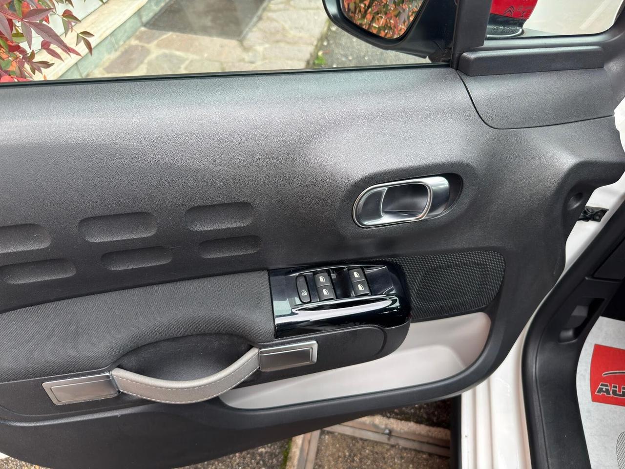 Citroen C3 1.2 PureTech 82CV Shine