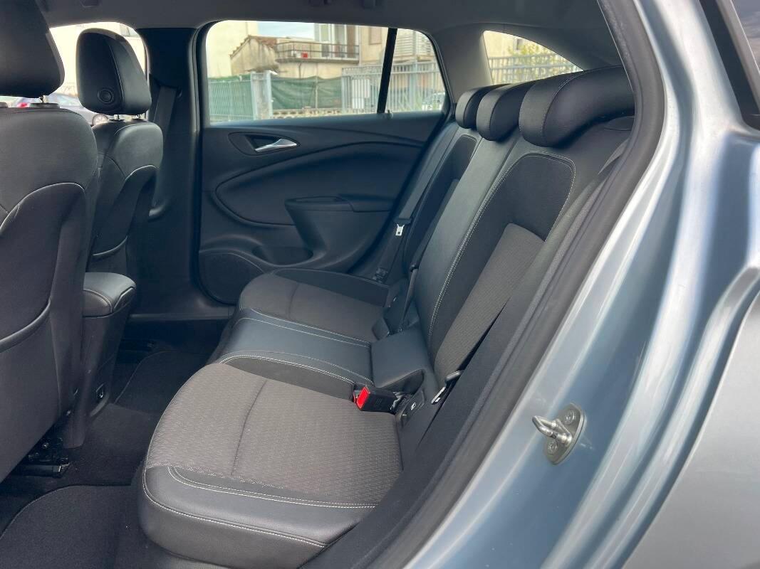 Opel Astra 1.6 cdti Innovation s&s 110cv