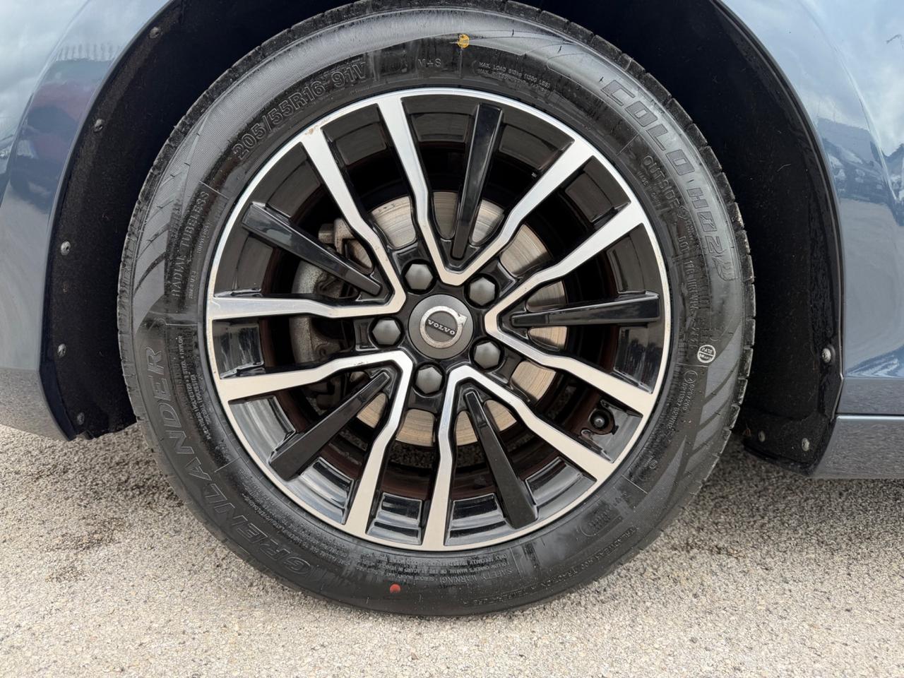 VOLVO V40 2.0D D2 120CV MANUALE FULL LED MY17