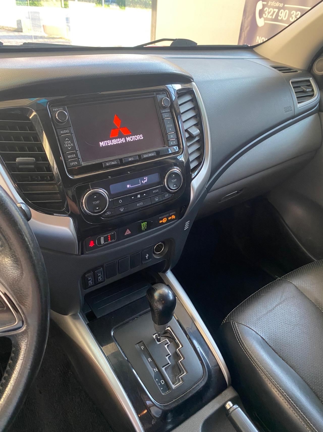 Mitsubishi L200 Doppia cabina 2.4 DI-D 4WD Intense