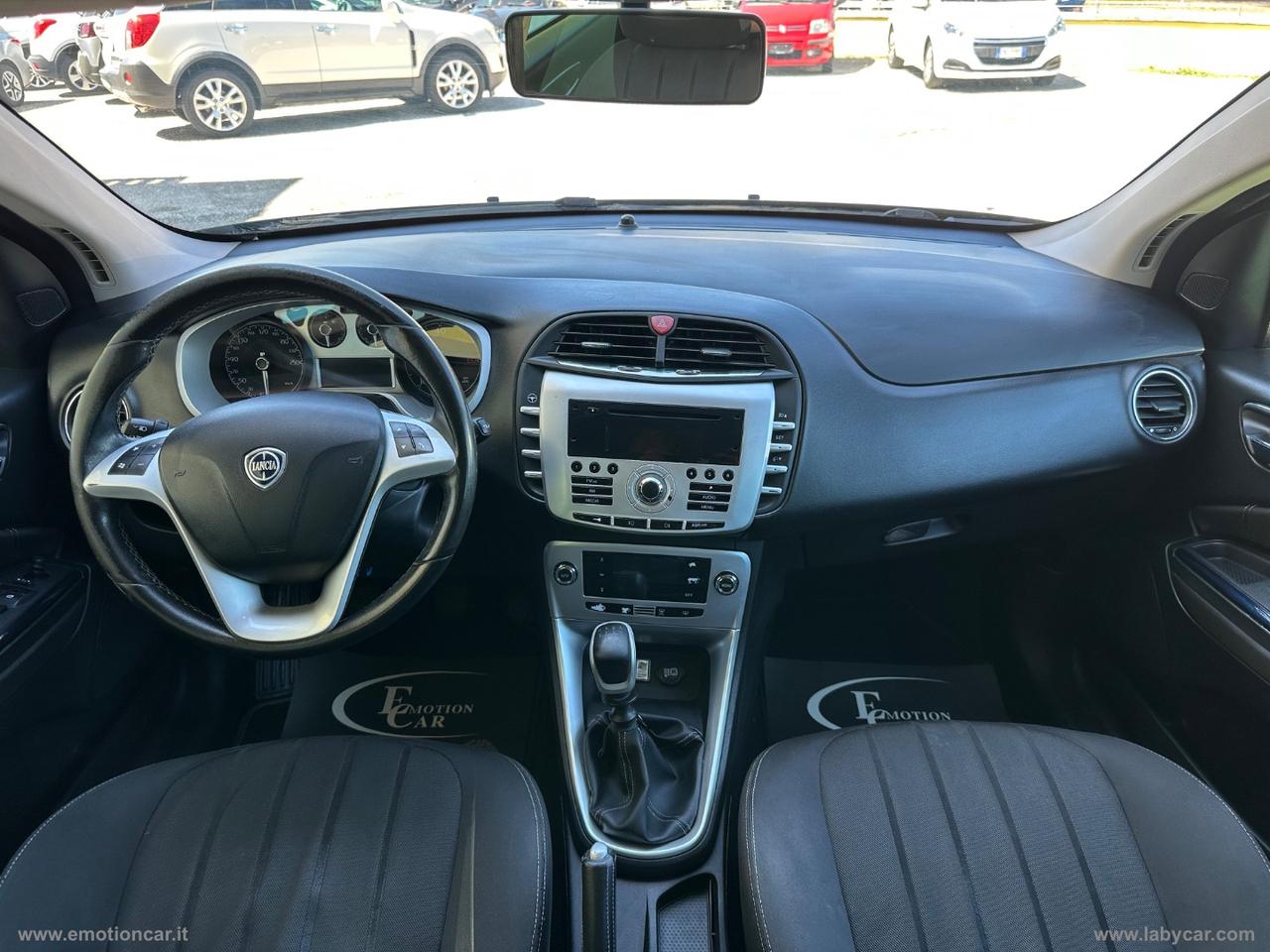 LANCIA Delta 1.6 MJT Platino - 2011