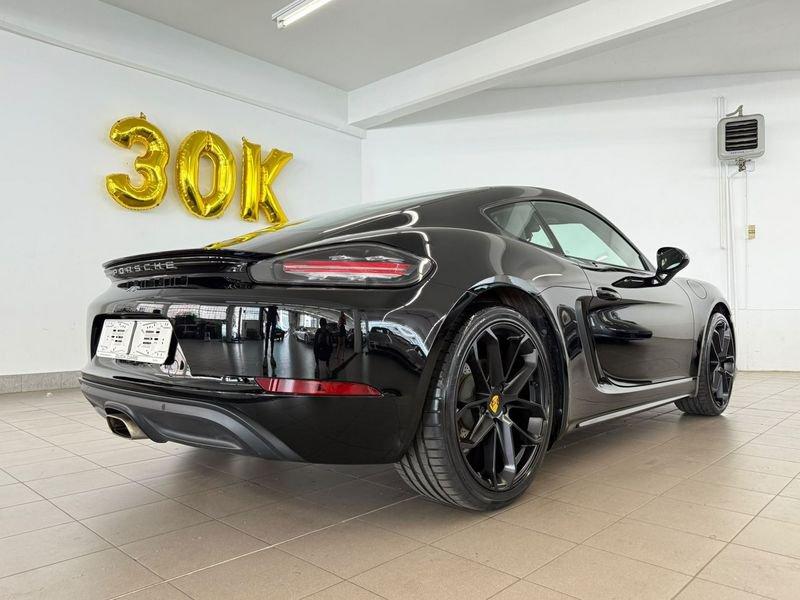 Porsche 718 Cayman