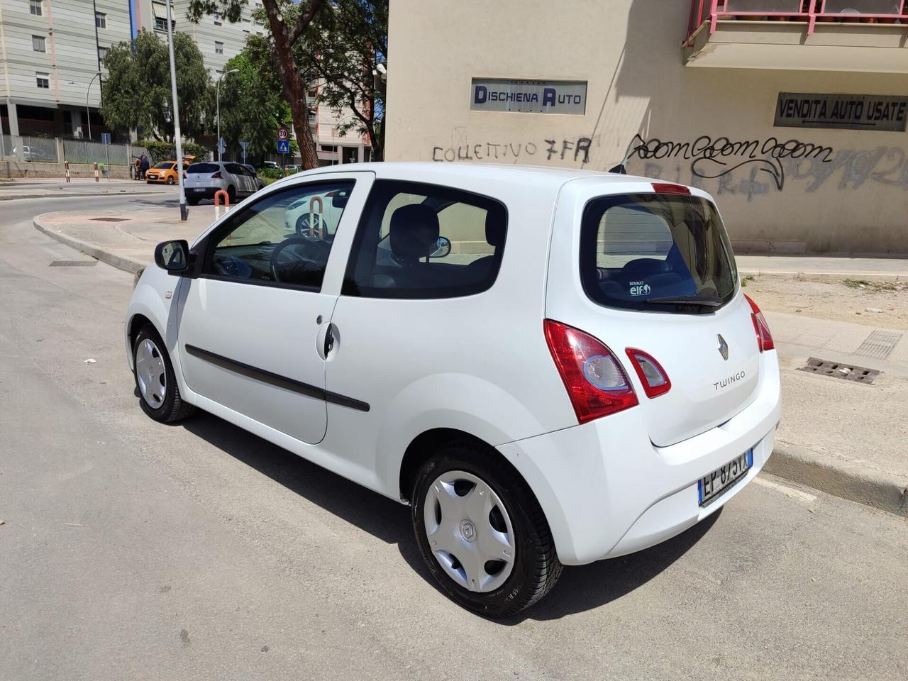 Renault Twingo 1.2 BENZINA 2013!!!
