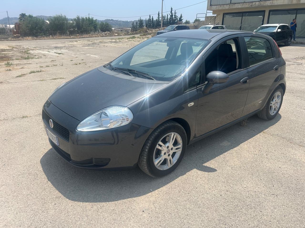 Fiat Grande Punto Grande Punto 1.3 MJT 90 CV 5 porte Dynamic