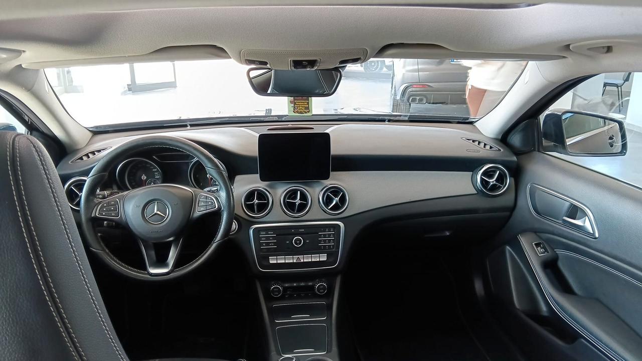 Mercedes-benz GLA 200 d Sport