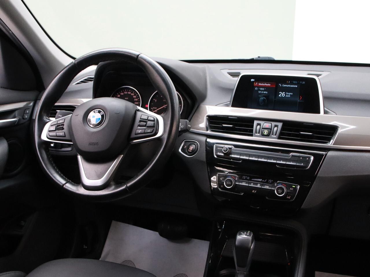 BMW X1 F48 sdrive18d xLine auto