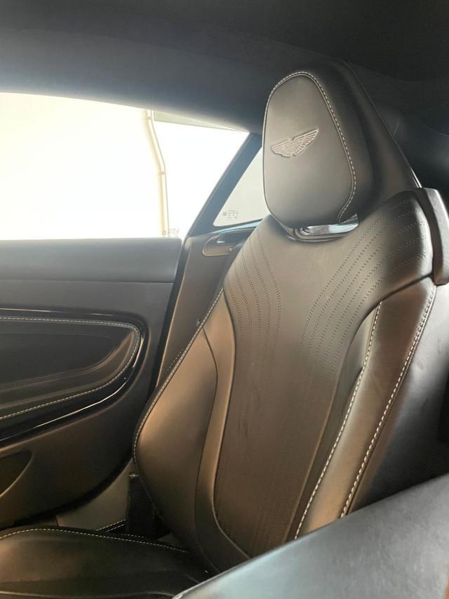 ASTON MARTIN DB11 V8 Coupé