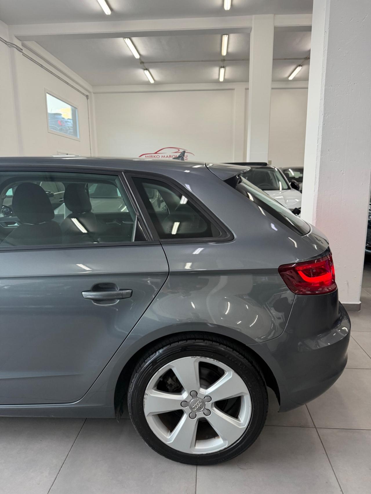 Audi A3 SPB 1.6 TDI Sport FINANZIABILE