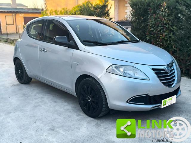 LANCIA Ypsilon 1.2 69 CV 5 porte S&S Platinum