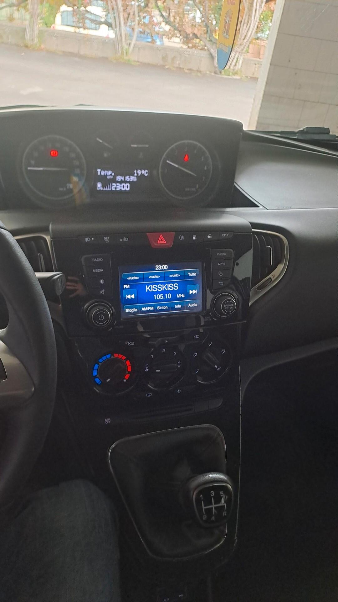 Lancia Ypsilon 1.2 GPL 5 Porte