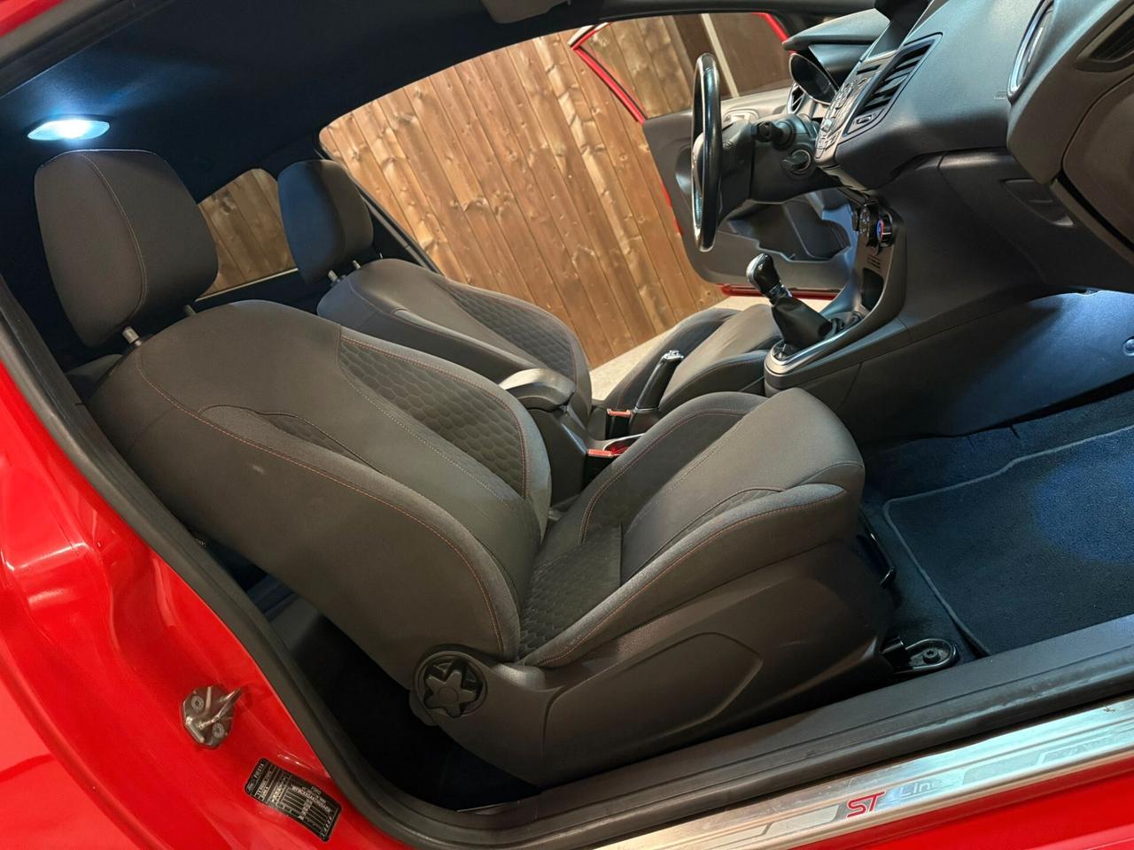 Ford Fiesta 1.5 TDCi 75CV 3 porte ST-Line