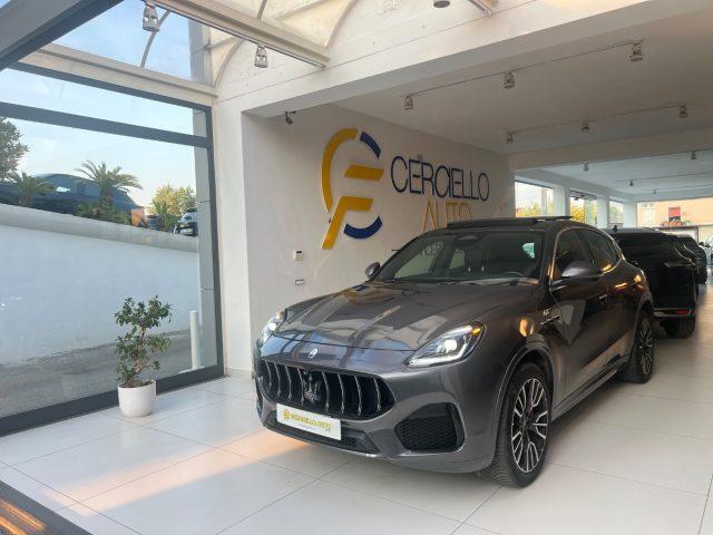 MASERATI Grecale MHEV 300 CV AWD GT tetto panoramico da?549,00