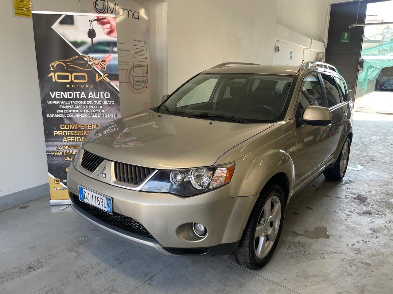 Mitsubishi Outlander 7 POSTI GANCIO TRAINO