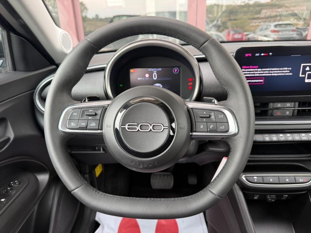 Fiat 600 1.2 Hybrid 100cv Auto