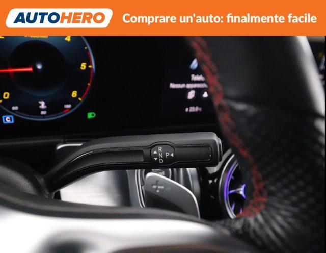 MERCEDES-BENZ GLB 200 d Automatic Premium