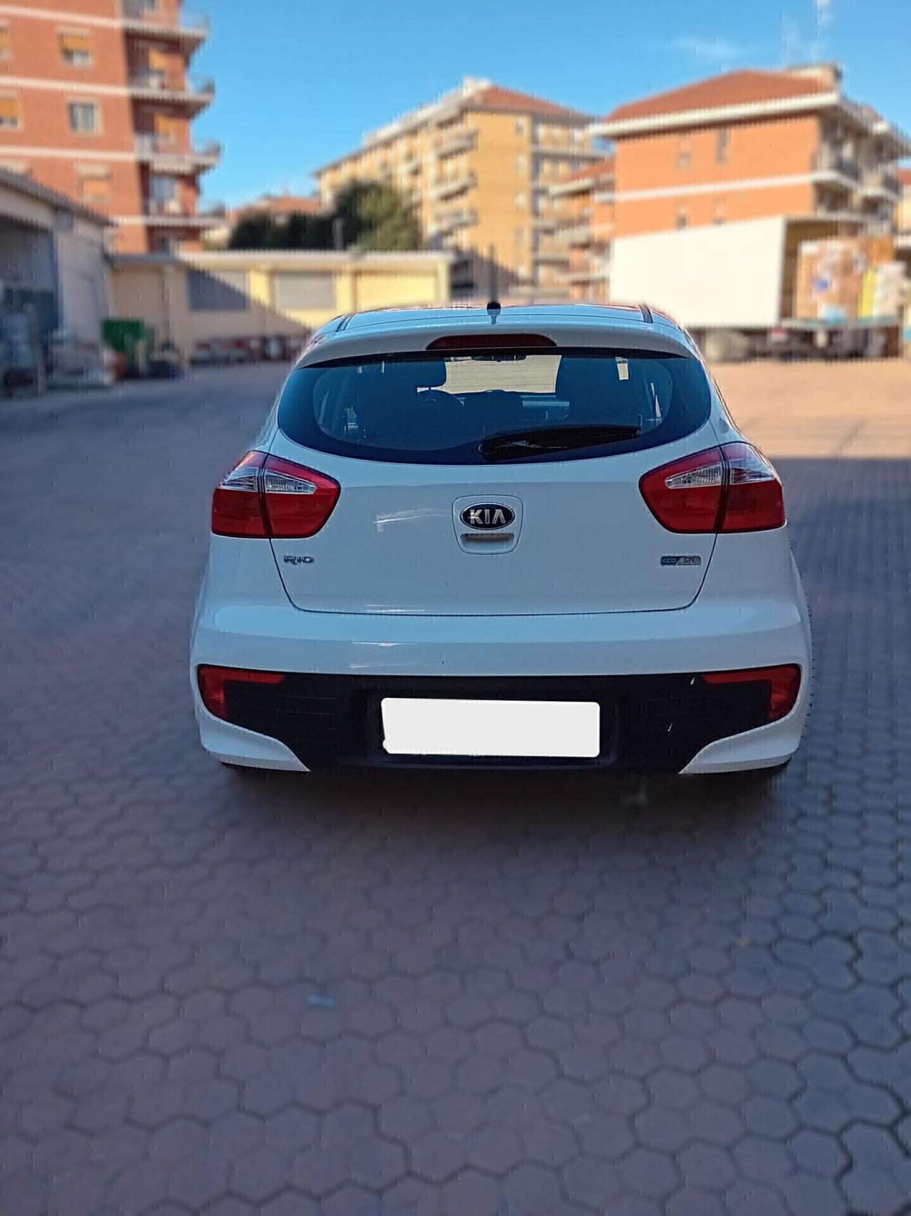 Kia Rio - APERTI AD AGOSTO