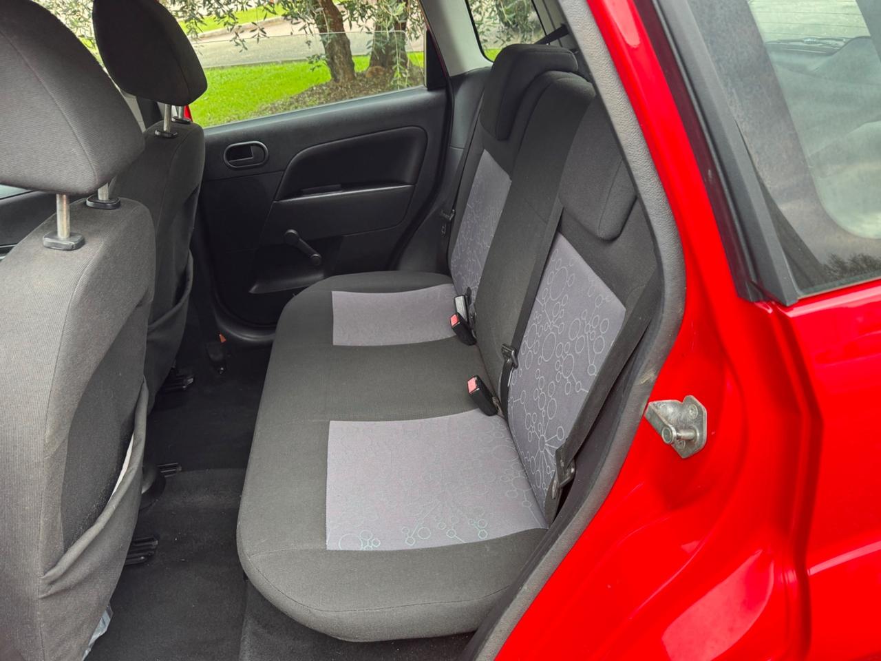 Ford Fiesta 1.4 16V 5p. Titanium