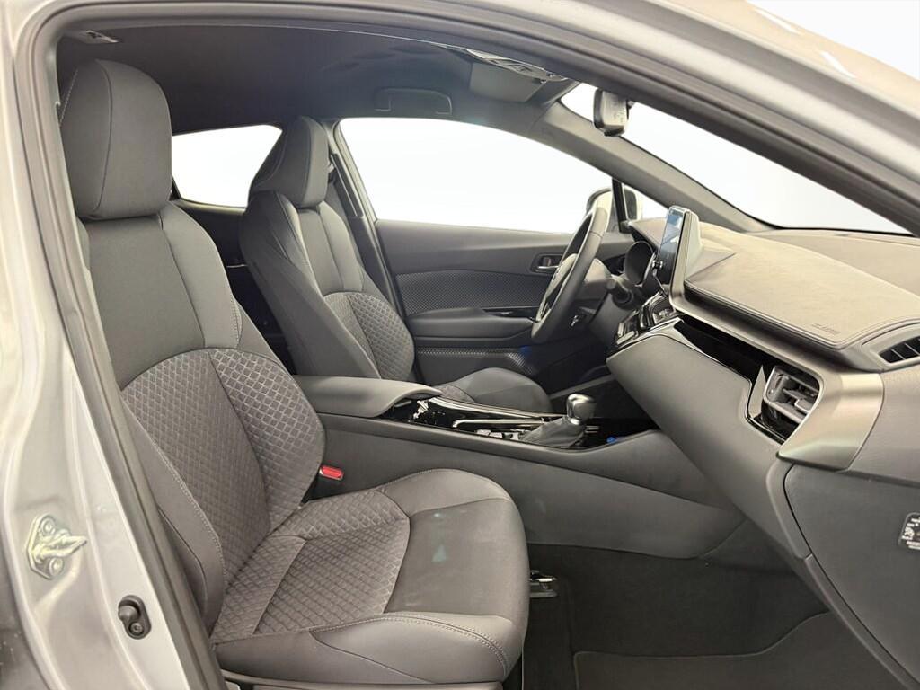 Toyota C-HR 2.0 Hybrid More Business E-CVT