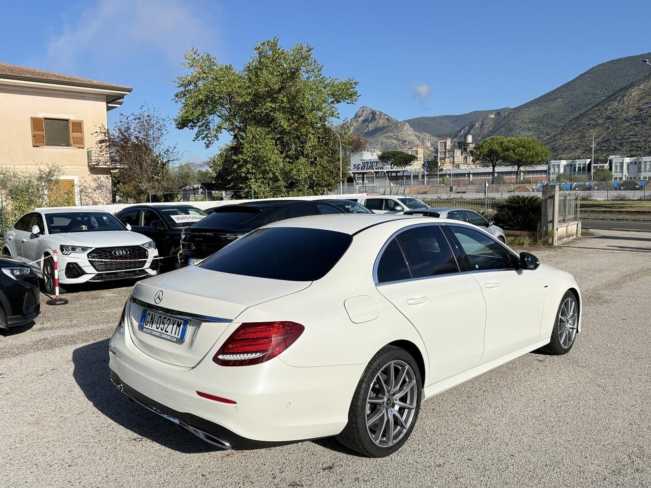 MERCEDES BENZ E 200 BERLINA BUSINESS SPORT STYLE