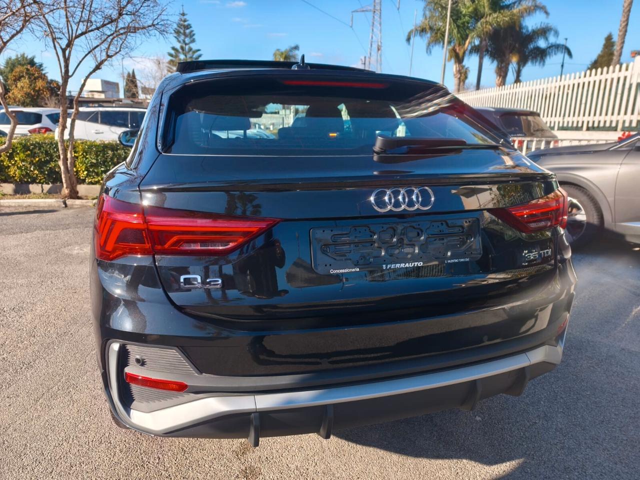 AUDI Q3 SPB 35TDI STRONIC SLINE TETTO APRIBILE