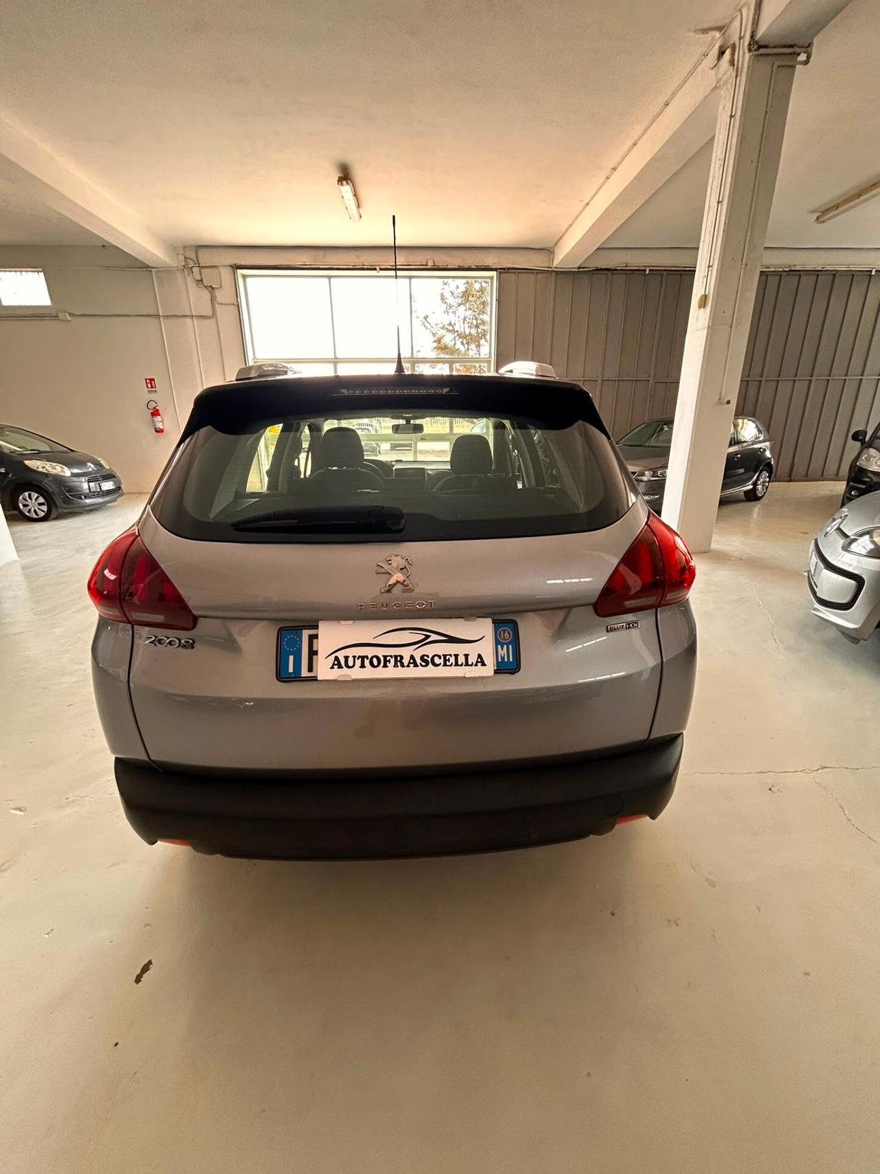 Peugeot 2008 BlueHDi 100 Active