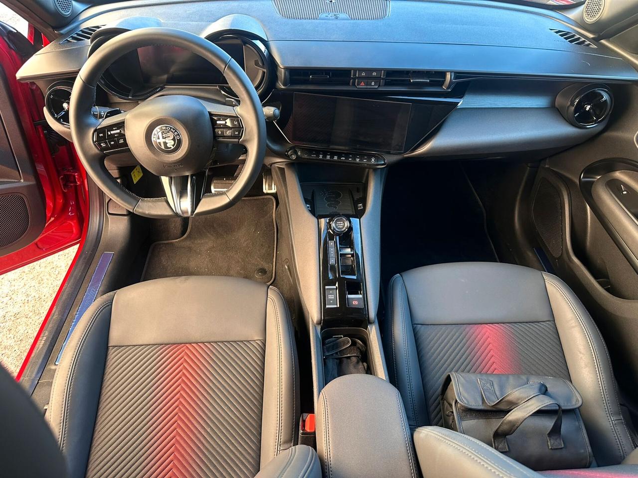 Alfa Romeo Junior 1.2 145 CV Hybrid eDCT6 Q4 Ediz. Milano Cortina 2026