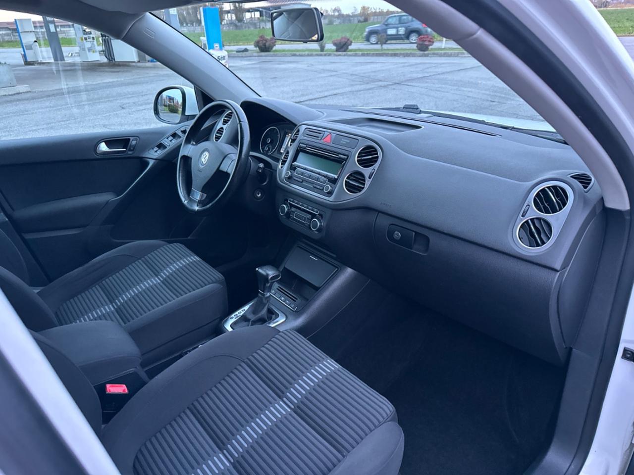 Volkswagen Tiguan 2.0 TDI DPF 4MOTION DSG Sport & Style