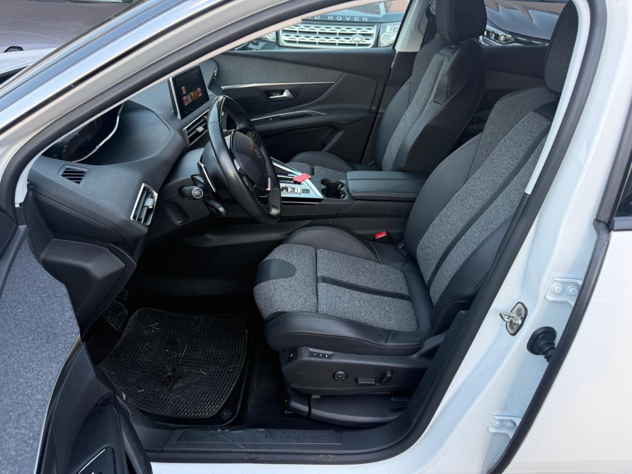 Peugeot 3008 PureTech Turbo 130 S&S EAT8 Allure