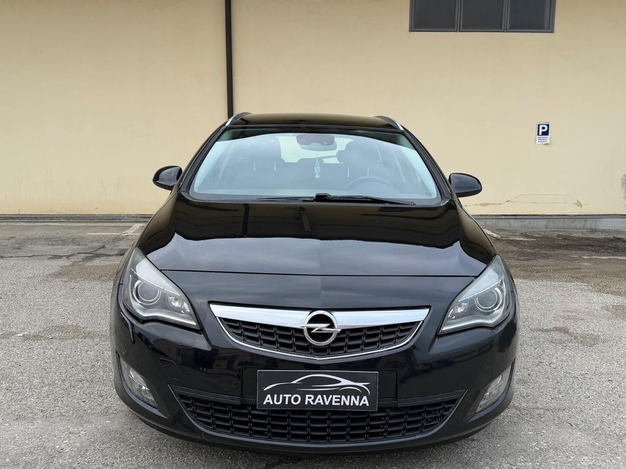 Opel Astra 1.7 CDTI 110CV Sports Tourer Cosmo Neopatentato
